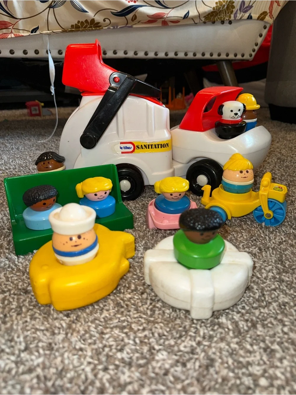 Little Tikes toddle tots sanitation truck bench trike life savers people dog